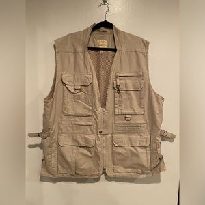 Cabelas Safari Series Mens Sleeveless Vented Vest Jacket 2XL Beige Hunt Fish